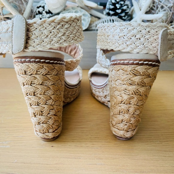 STUART WEITZMAN JUTE WEDGE SANDALS SIZE 9M - Picture 8 of 16